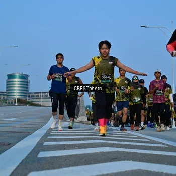 Runner Photo 6356331