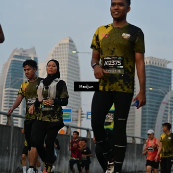 Runner Photo 6356374