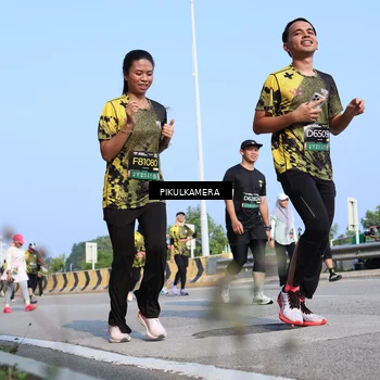 Runner Photo 6356379