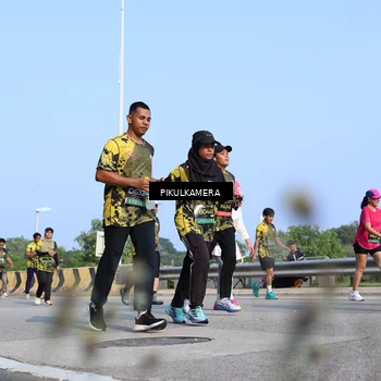 Runner Photo 6356424