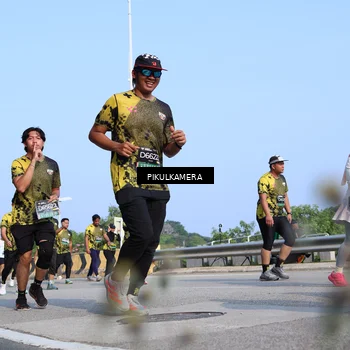 Runner Photo 6356437