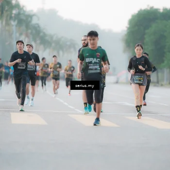 Runner Photo 6356442