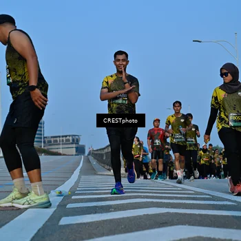 Runner Photo 6356465