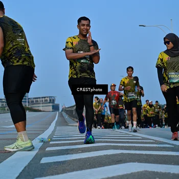Runner Photo 6356495