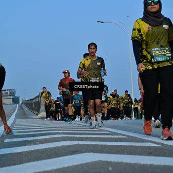 Runner Photo 6356525