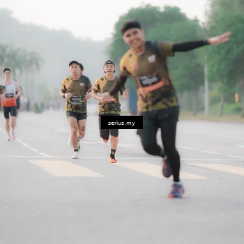 Runner Photo 6356575