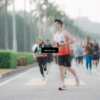 Runner Photo 6356655