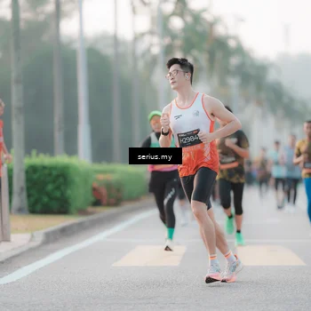 Runner Photo 6356674