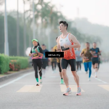 Runner Photo 6356692