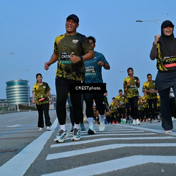 Runner Photo 6356717