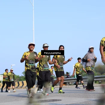 Runner Photo 6356768