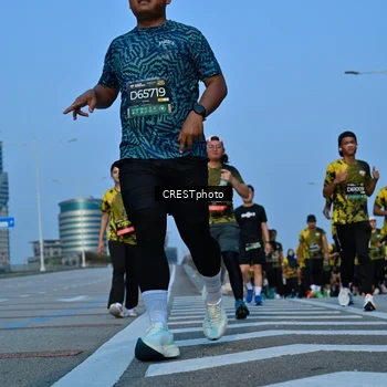 Runner Photo 6356778