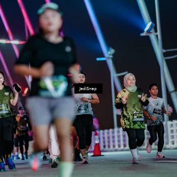 Runner Photo 6356792