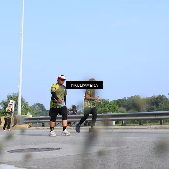 Runner Photo 6356850