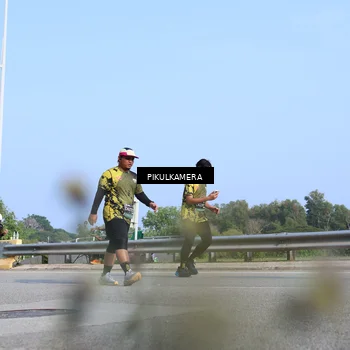 Runner Photo 6356863