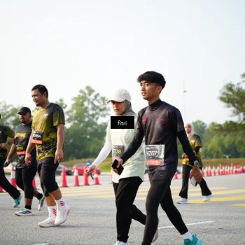 Runner Photo 6357188