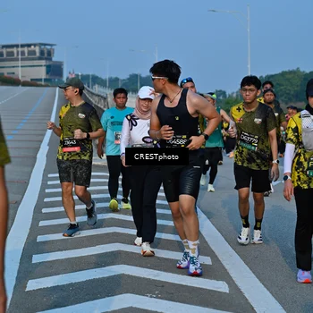 Runner Photo 6357310