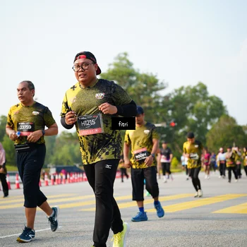 Runner Photo 6357324