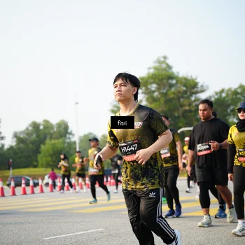 Runner Photo 6357412