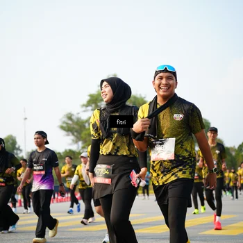 Runner Photo 6357538