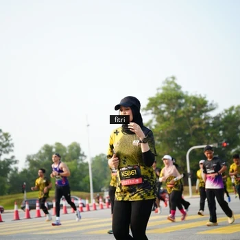 Runner Photo 6357574