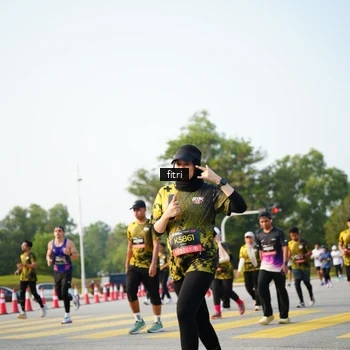 Runner Photo 6357605