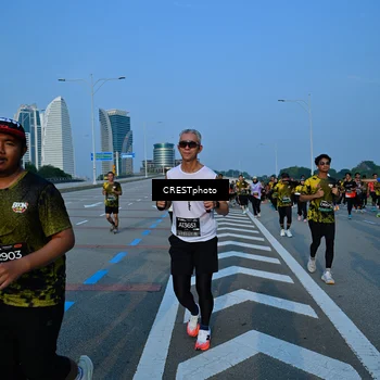Runner Photo 6357669