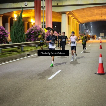 Runner Photo 6357680
