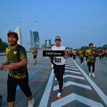 Runner Photo 6357709