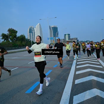 Runner Photo 6357710