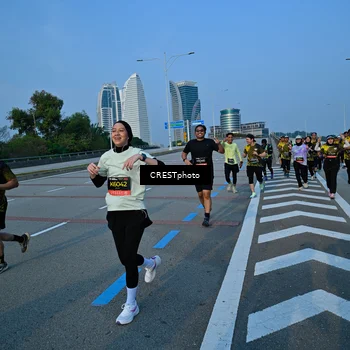 Runner Photo 6357716
