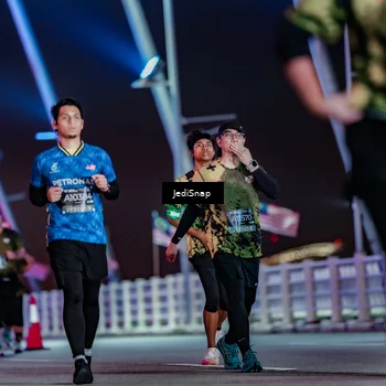 Runner Photo 6357844