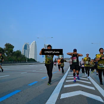 Runner Photo 6357883