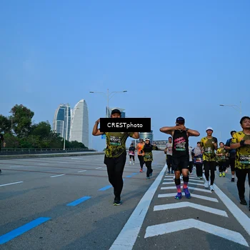 Runner Photo 6357901