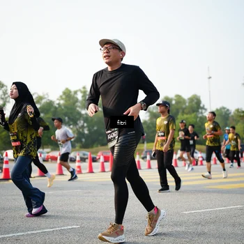 Runner Photo 6357924