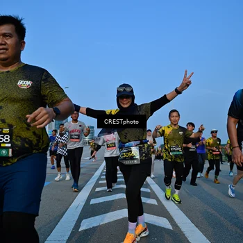 Runner Photo 6358014