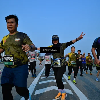 Runner Photo 6358015