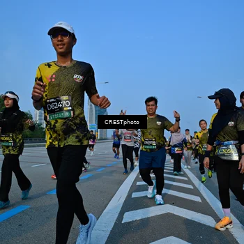Runner Photo 6358048