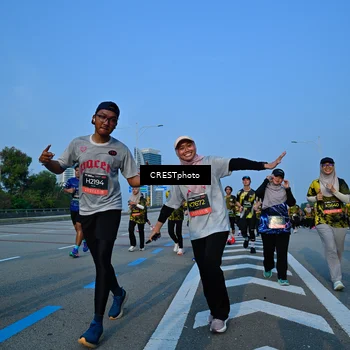 Runner Photo 6358105