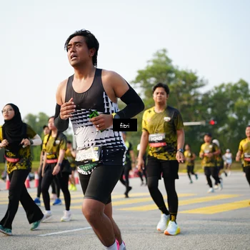 Runner Photo 6358108
