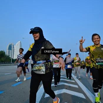 Runner Photo 6358131