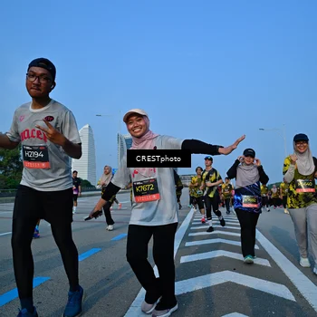 Runner Photo 6358142