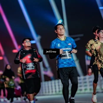 Runner Photo 6358154