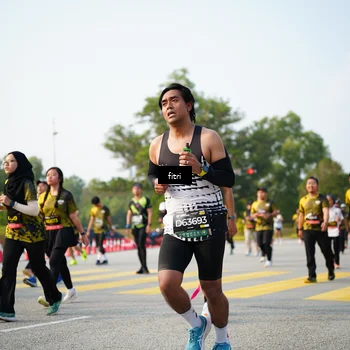 Runner Photo 6358185