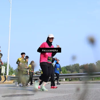 Runner Photo 6358208