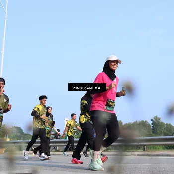 Runner Photo 6358221