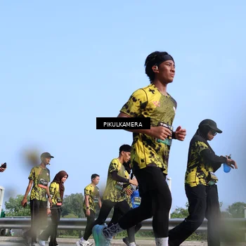 Runner Photo 6358242