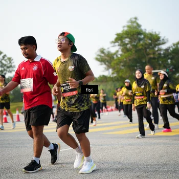 Runner Photo 6358313