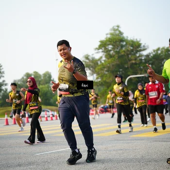Runner Photo 6358355