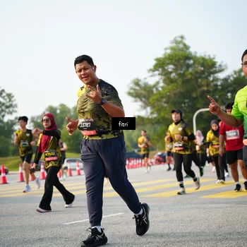 Runner Photo 6358358